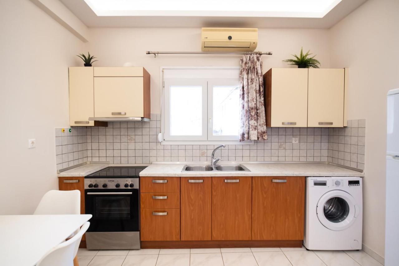 Voulgaris City Apartments By Imagine Lefkada ภายนอก รูปภาพ